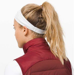 Lululemon Fringe Fighter Headband in Wee Are From Space Nimbus Battleship/White